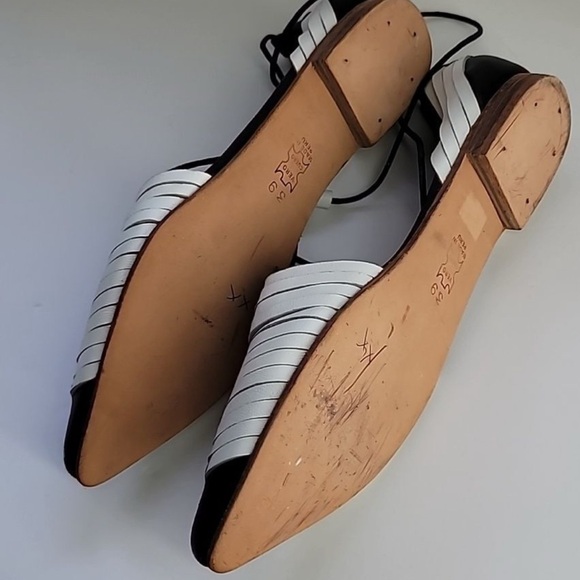 Huma Blanco Hollis Ankle-Tie Flats In Black/ White - Picture 4 of 7